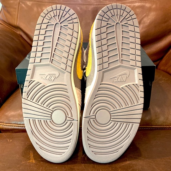 NWT AIR Jordan 1 Low SE Craft - Picture 4 of 6